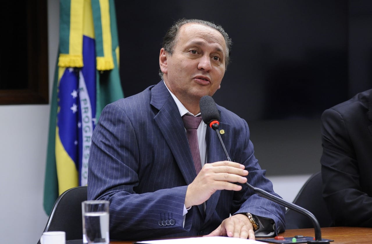 Antônio Jácome propõe debate entre os candidatos ao Senado