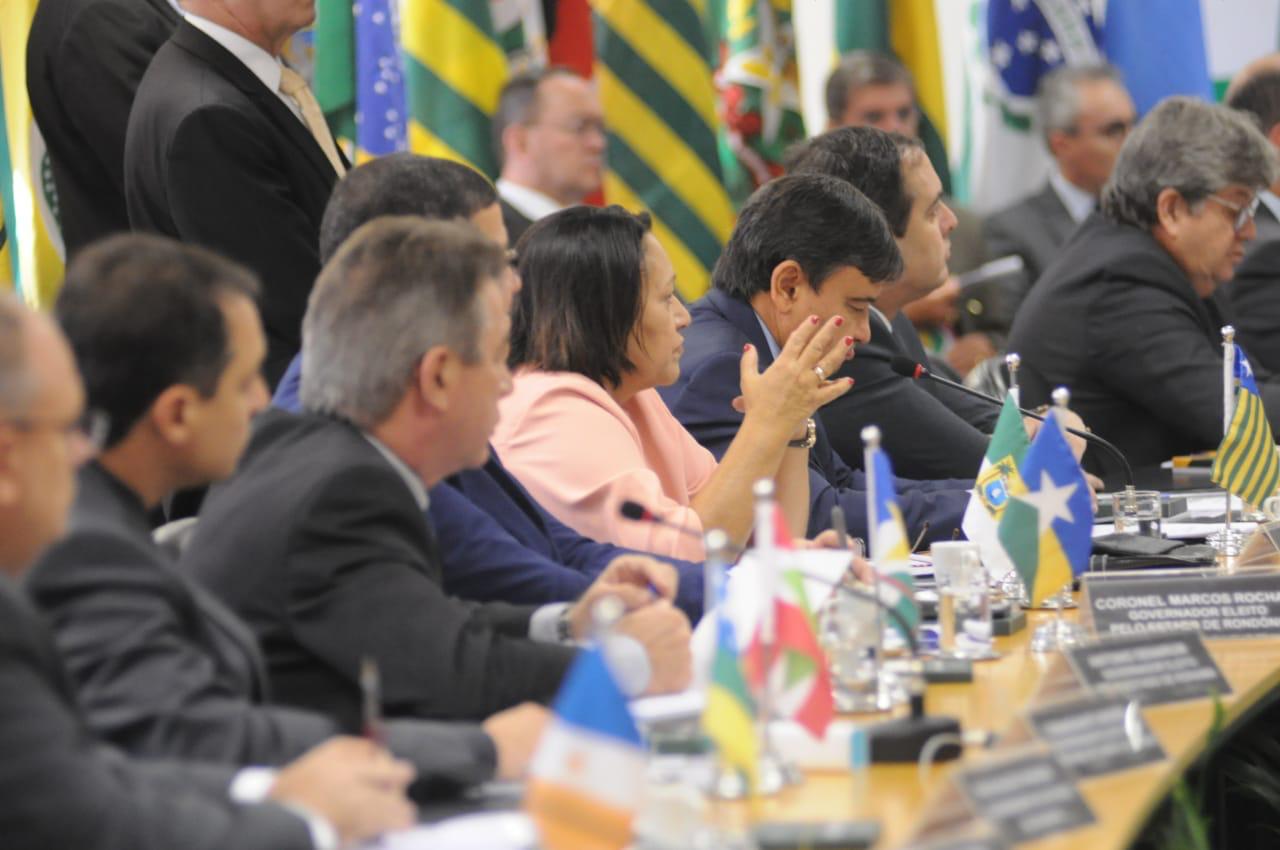 Fátima questiona Sérgio Moro sobre parcerias com os Estados para Segurança