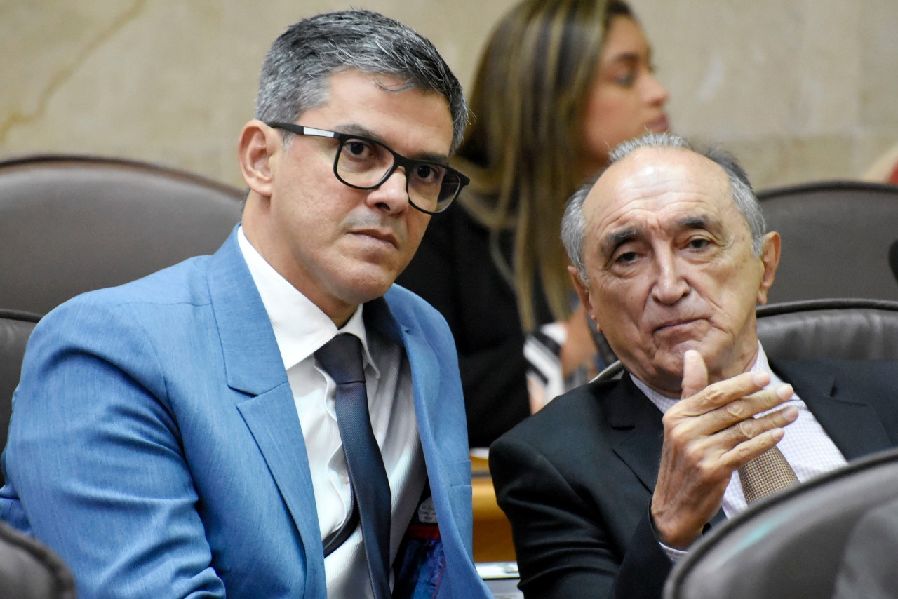 Bloco de oposição ao governo Fátima começa com oito deputados