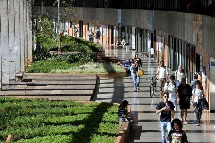 Universidades que sofreram cortes do MEC estão entre as melhores do Brasil