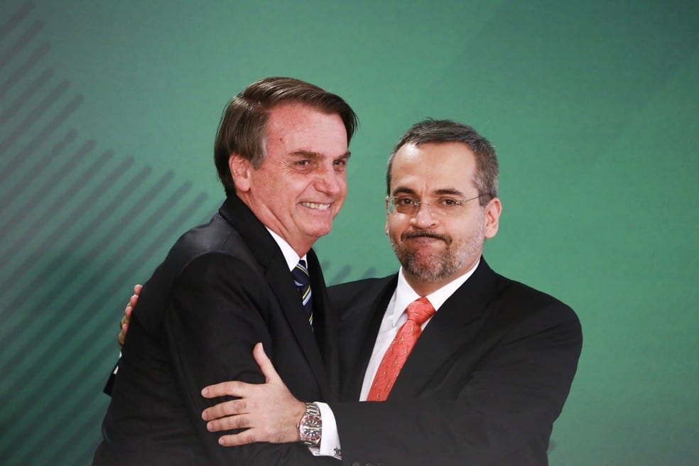 Bolsonaro recua e aliados do Governo passam por mentirosos