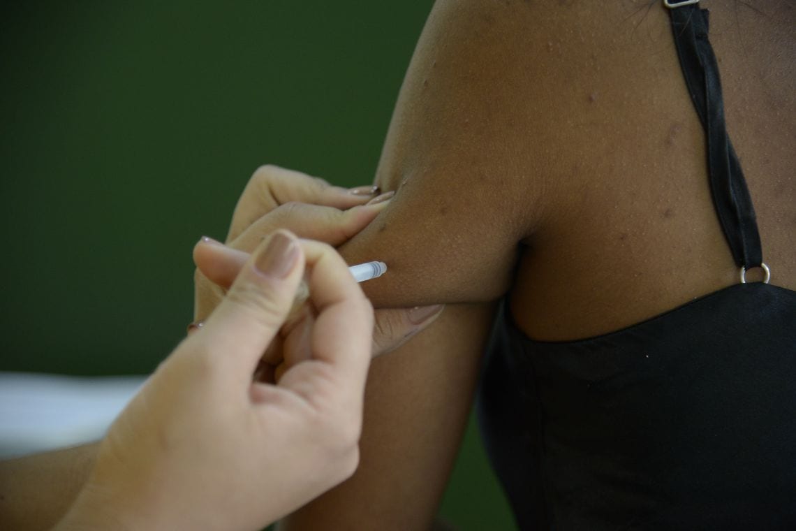 Natal vacina contra a covid-19 pessoas com 22 anos de idade nesta quinta e 21, na sexta-feira