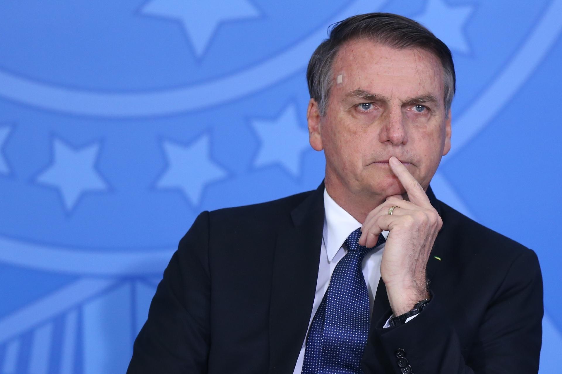 Com reprovação a 38%, mais escolarizados e ricos começam a abandonar Bolsonaro