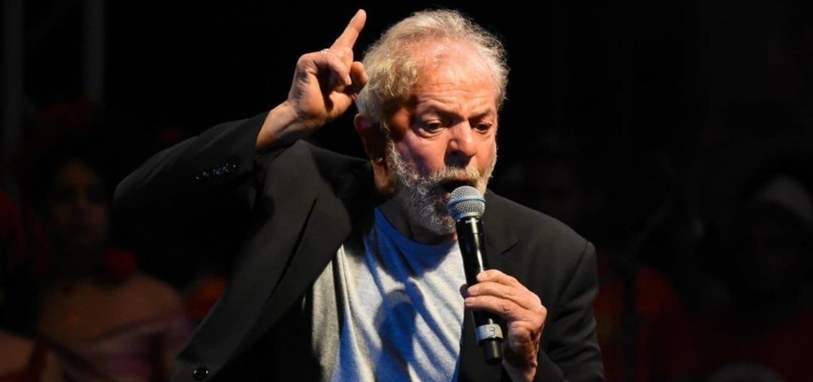 Comitê Lula Livre chama 8ª turma do TRF4 de 