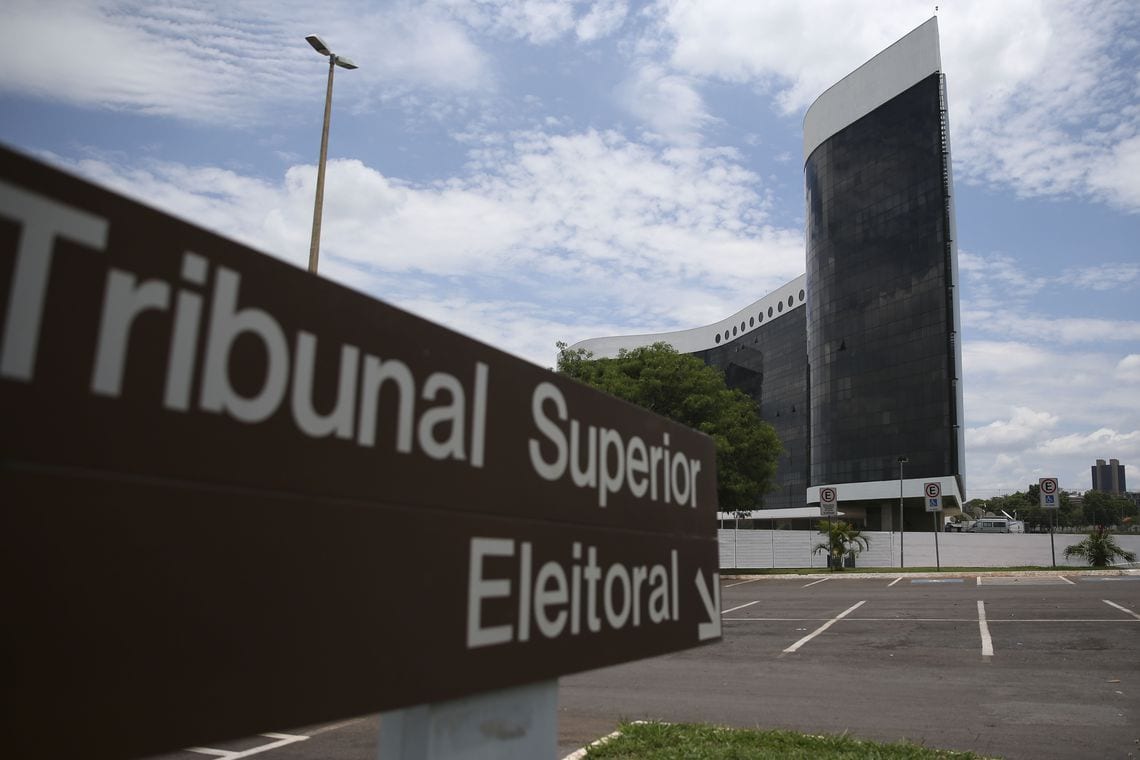 TSE reconhece assinaturas eletrônicas para criação de partidos e facilita Aliança pelo Brasil
