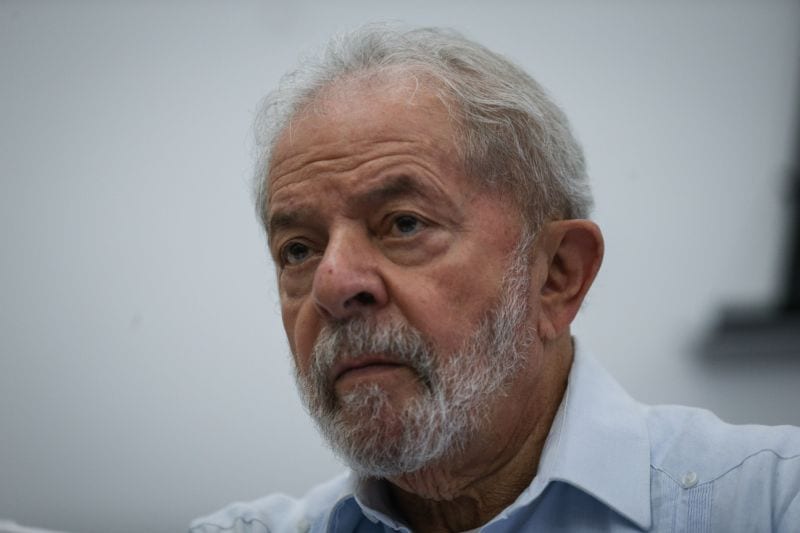 TRF4 mantém condenação de Lula no processo do sítio de Atibaia