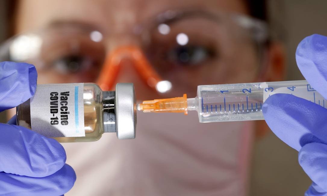 OMS prevê que maioria da população não será vacinada no próximo ano