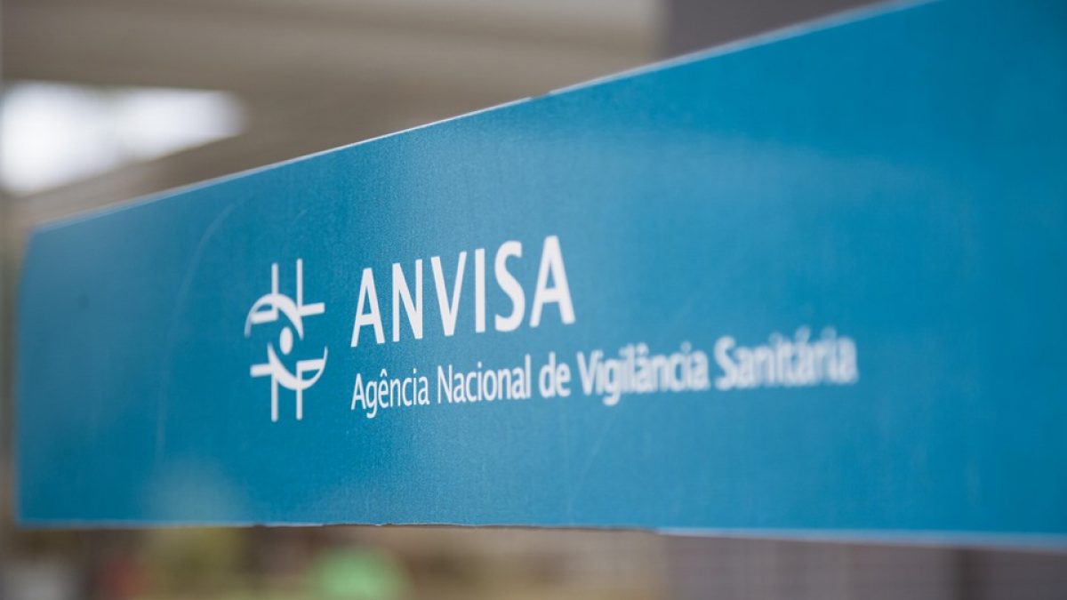 Anvisa oficializa possibilidade de uso emergencial de vacina contra covid
