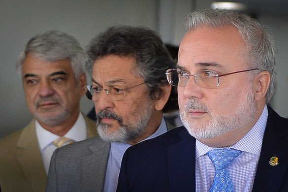 Senadores reagem e responsabilizam governo Bolsonaro por demissões na Ford e no Banco do Brasil