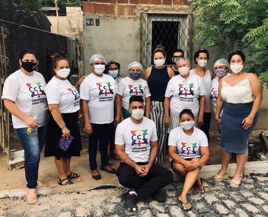 Protetores de ruas: grupo de voluntários distribui kits e divulga informações sobre a pandemia na periferia de Natal