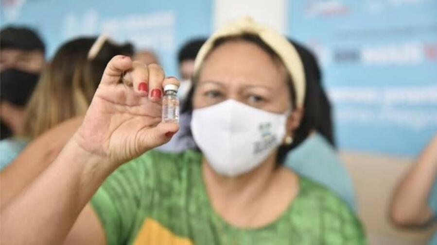Ministério da Saúde vai destinar vacinas a trabalhadores da educação a partir da próxima semana