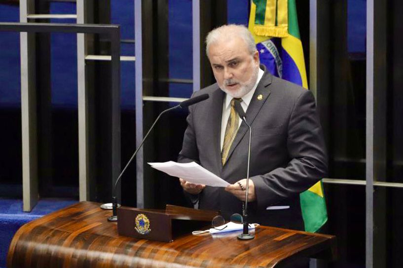 Senador Jean Paul Prates sugere fusão da Petrobras com Eletrobras