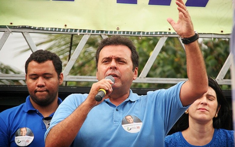 Um dia antes da visita de Lula a Natal, Carlos Eduardo participa de evento com Ciro Gomes em Fortaleza