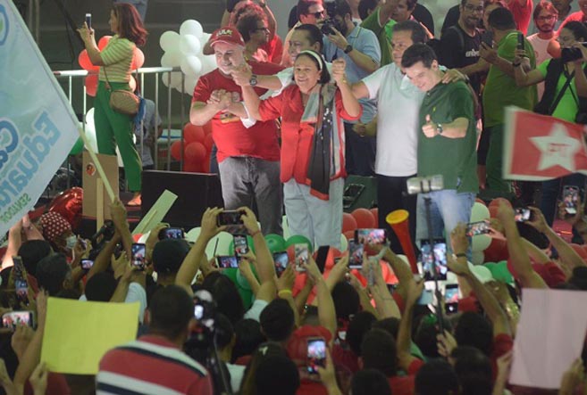 Com antigos adversários no palanque, Fátima repete Lula, defende ampla aliança e pede que eleitores mantenham os “pés no chão”
