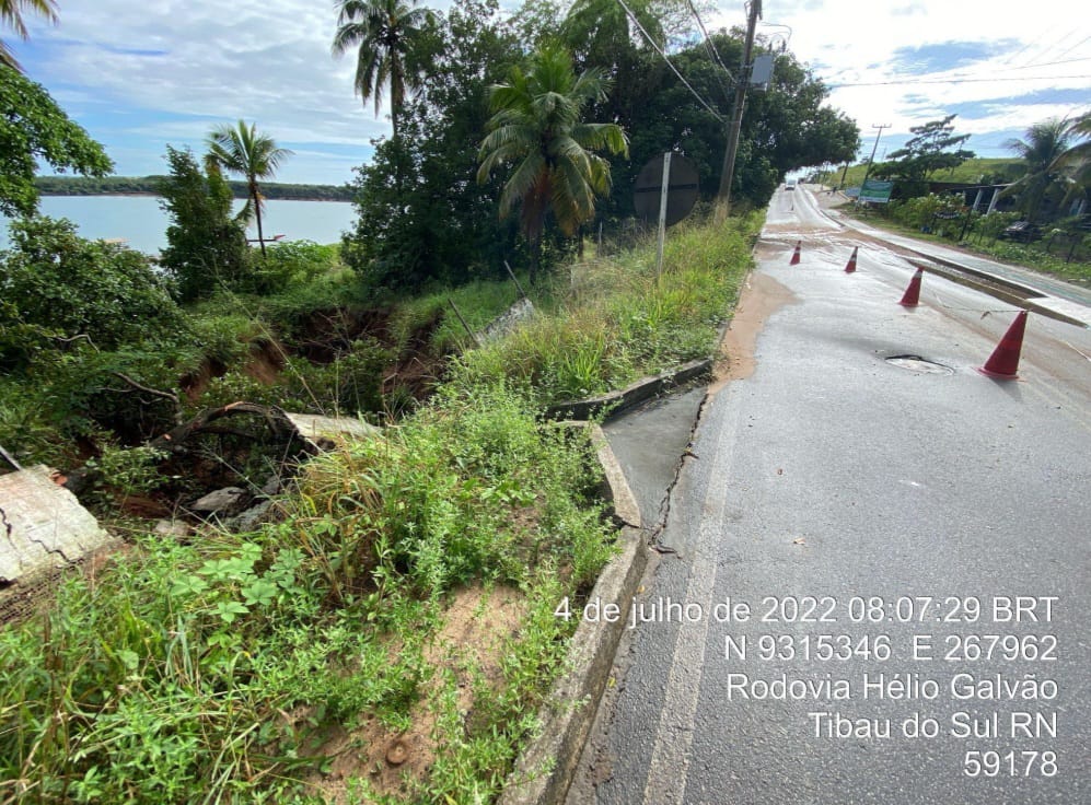 RN 003 na entrada de Tibau do Sul I Foto: Defesa Civil