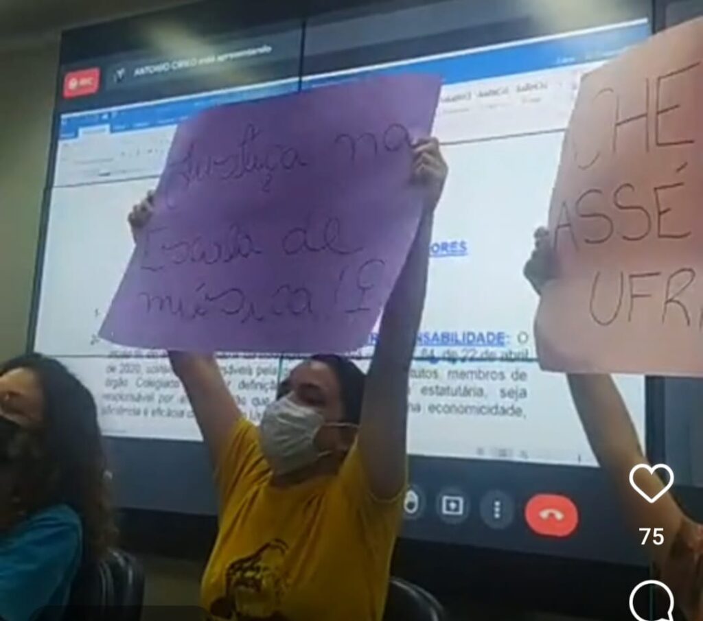 Protesto de estudantes durante reunião do Consuni da UFRN I Foto: reprodução
