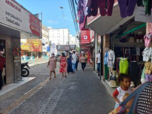 Lojas do centro da cidade perderam movimento para os shoppings nos últimos anos I Foto: Mirella Lopes