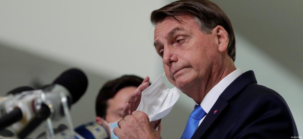 Transtornado, Bolsonaro diz acreditar que pode ser preso se sair da Presidência
