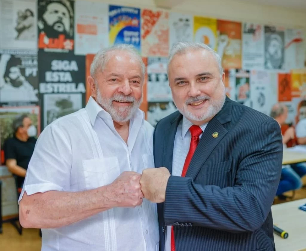 Jean Paul é cotado para comandar a Petrobras e acompanha Lula na COP27
