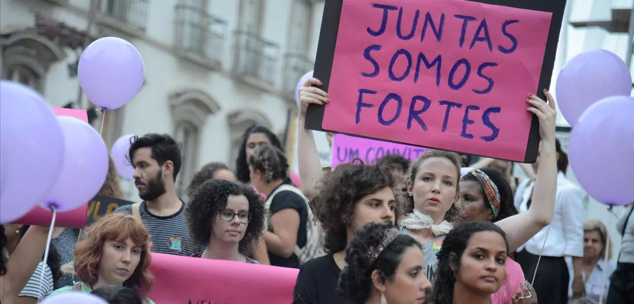 Orçamento para as Mulheres cai 90% em oito anos no Brasil, aponta relatório de transição