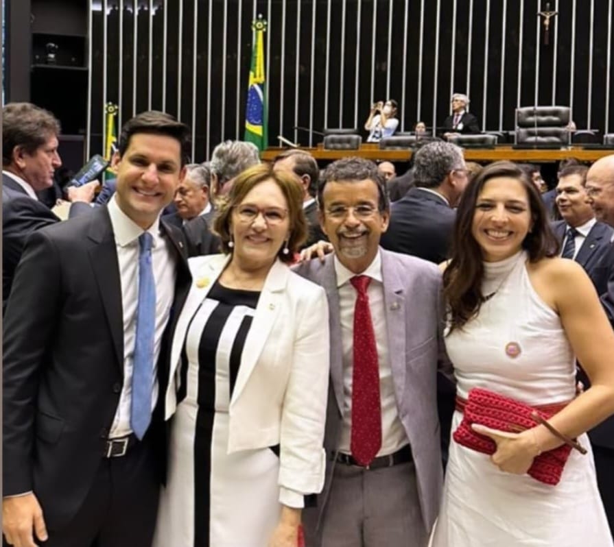 Rafael Motta, Zenaide Maia, Fernando Mineiro e Natália Bonavides na posse de Lula I Foto: reprodução