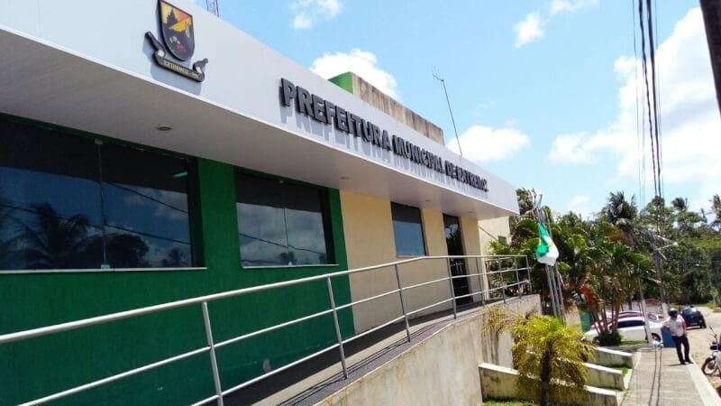 Secretárias da Prefeitura de Extremoz foram beneficiadas com Auxílio Emergencial
