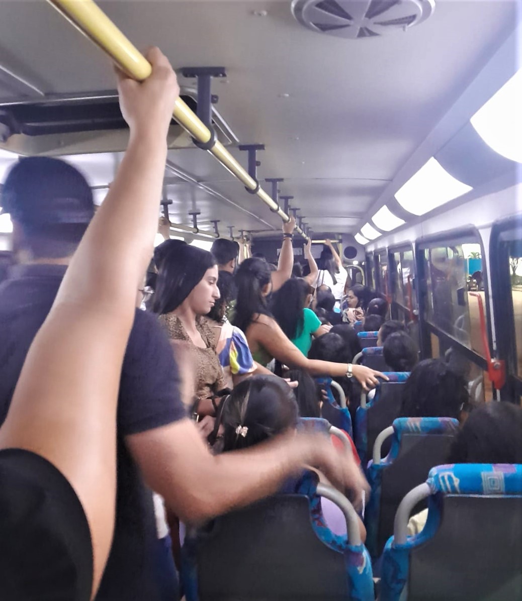 Álvaro Dias acata decisão judicial que obriga ônibus gratuito no Enem