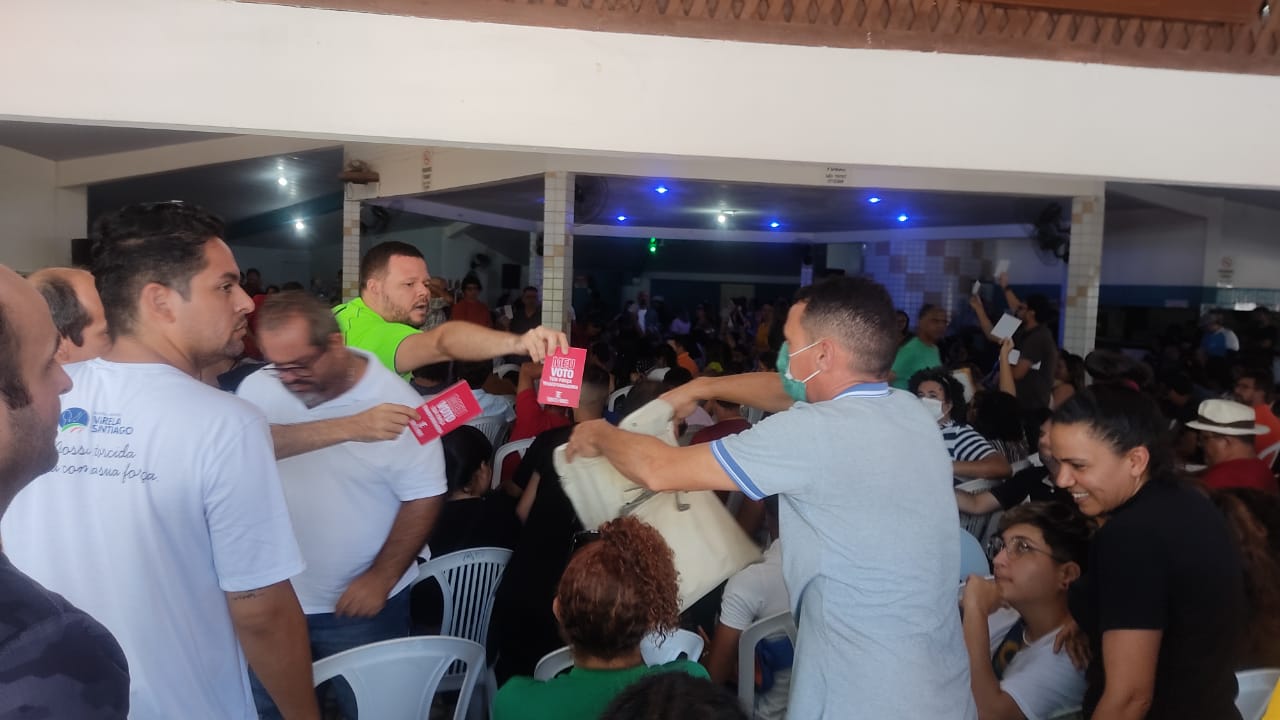 Professores votam pelo fim da greve no RN I Foto: Valcidney Soares