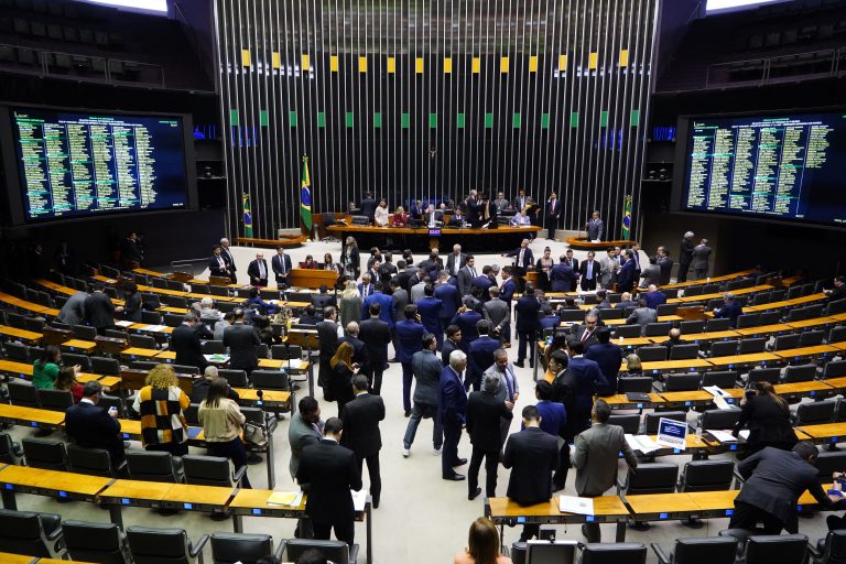 Maioria dos deputados federais do RN votou a favor de novo arcabouço fiscal