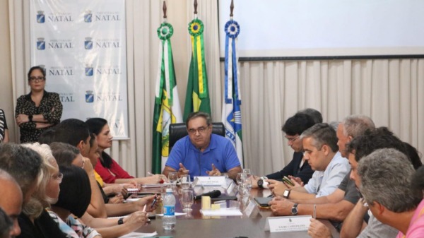 Professores da rede municipal em audiência com prefeito de Natal, Álvaro Dias I Fotos: Lenilton Lima