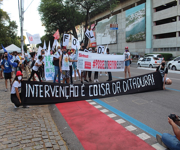 Protesto contra nomeação de interventor no IFRN I Foto: Sinasefe