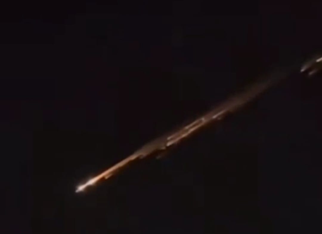 Fotógrafa registra passagem de meteoro pelo céu de Caicó