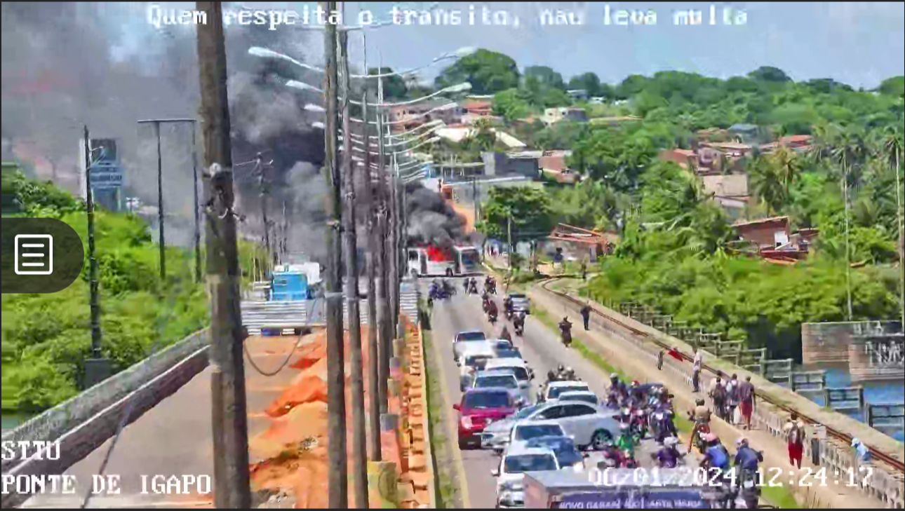 Ônibus é queimado e interdita Ponte de Igapó, em Natal