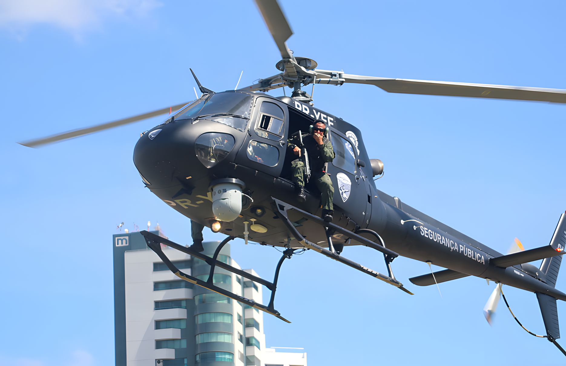 RN usa helicópteros em busca por fugitivos da penitenciária de Mossoró