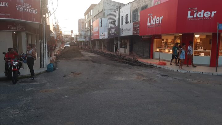 Lojistas da Cidade Alta relatam mais ruas fechadas e obras inacabadas
