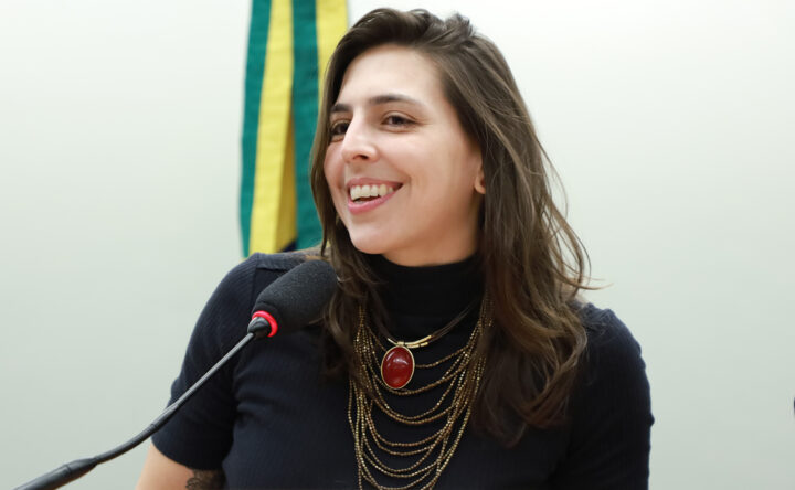 Natália Bonavides faz seminário para construir plano de governo